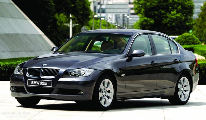 BMW 3 Series (E90) (2005)