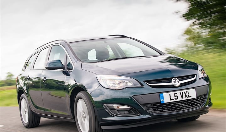 Vauxhall Astra Sports Tourer (2012)